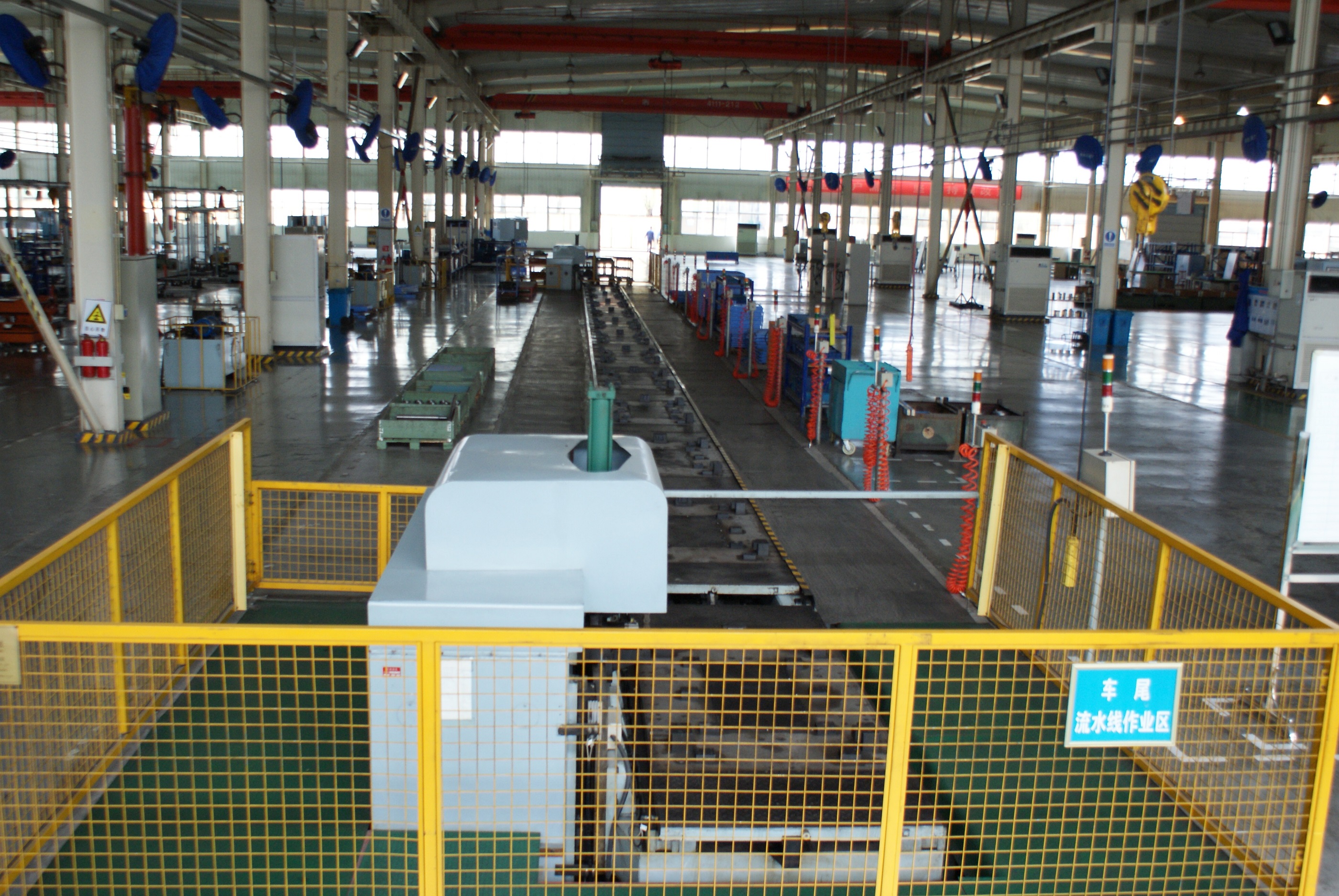 12-2車尾裝配流水線.JPG