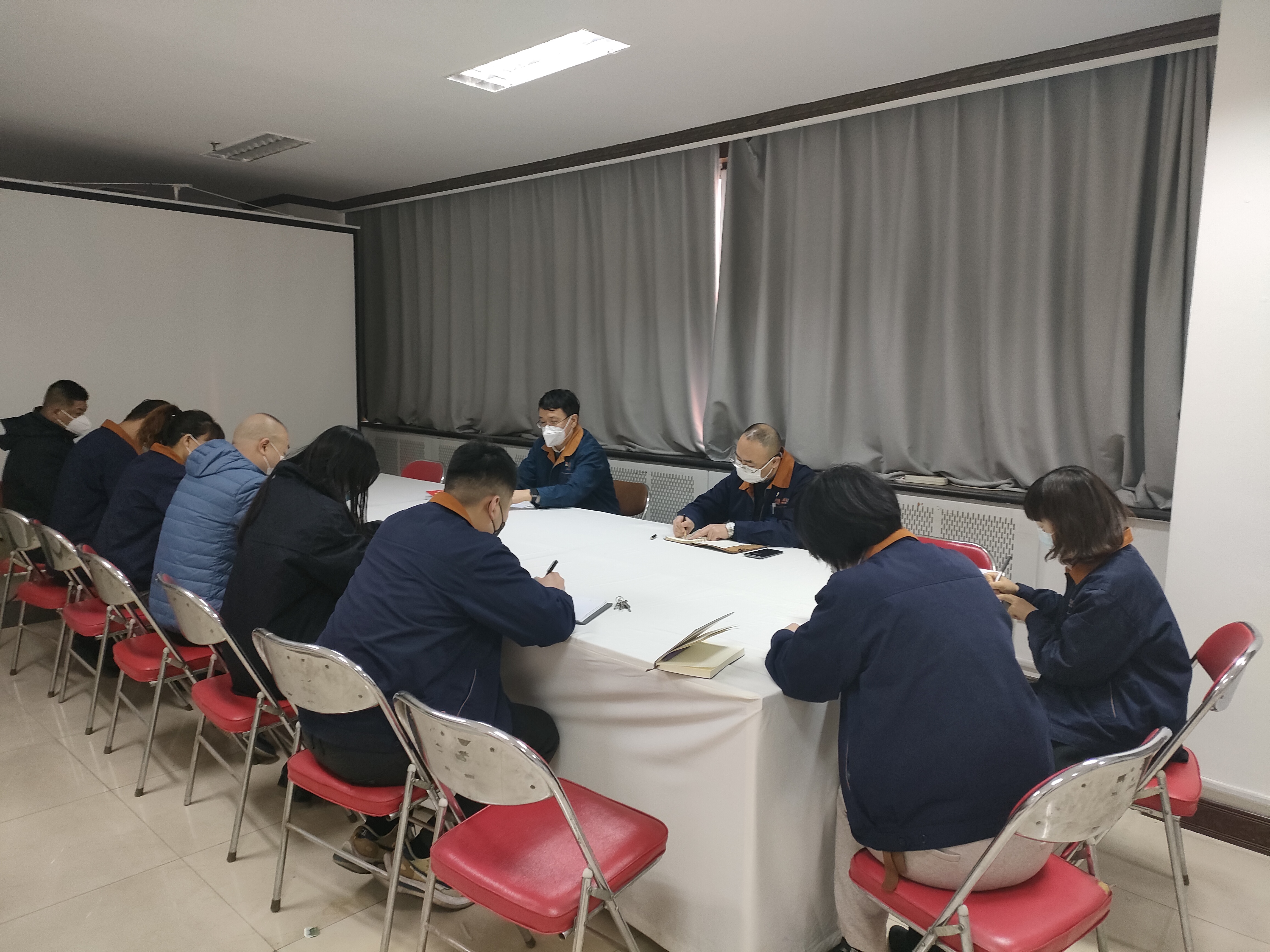 張國(guó)燦部長(zhǎng)講黨課.jpg 張國(guó)燦部長(zhǎng)講黨課.jpg